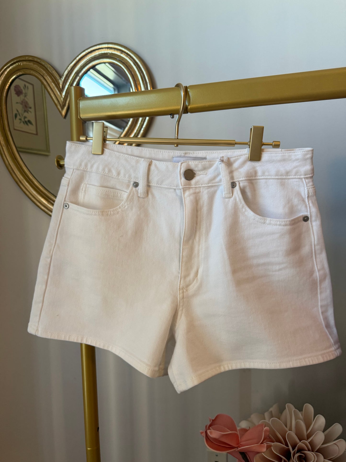 Clean Cut Short