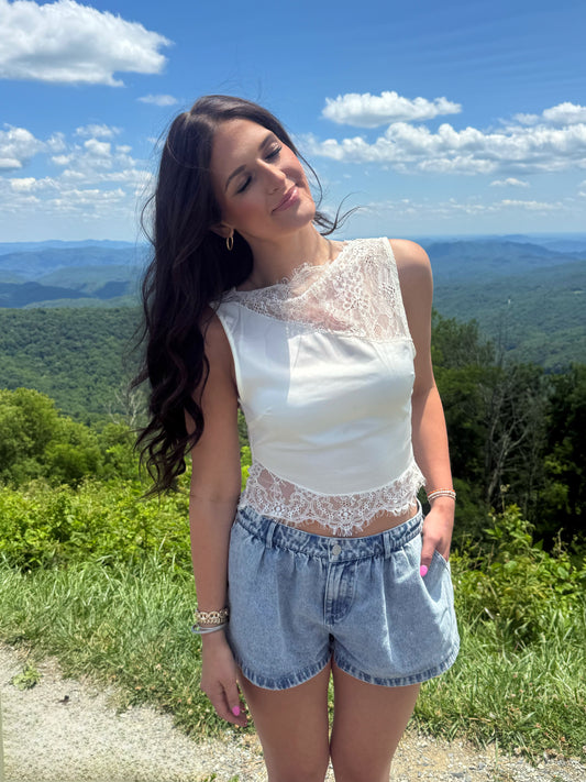 FEEL THE BREEZE TOP